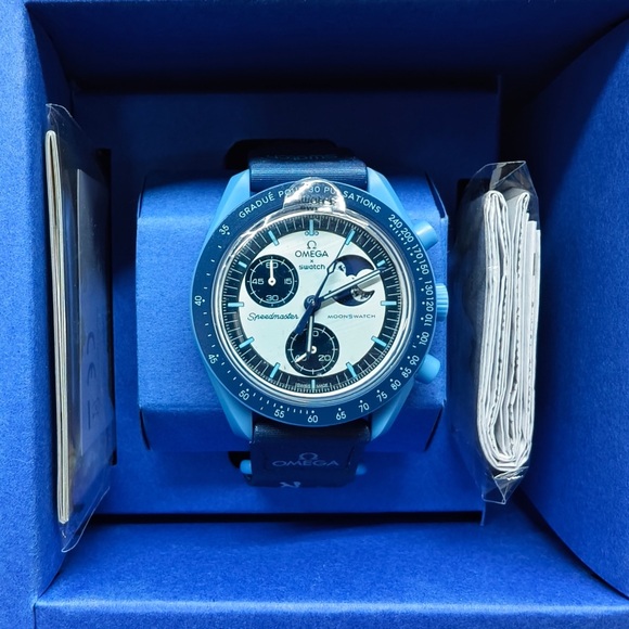 Swatch X Omega Mission To The Super Blue Moonphase Watch - Picture 4 of 5
